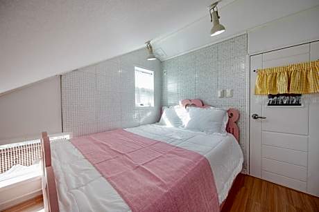 Geoje Olive Couple Pension