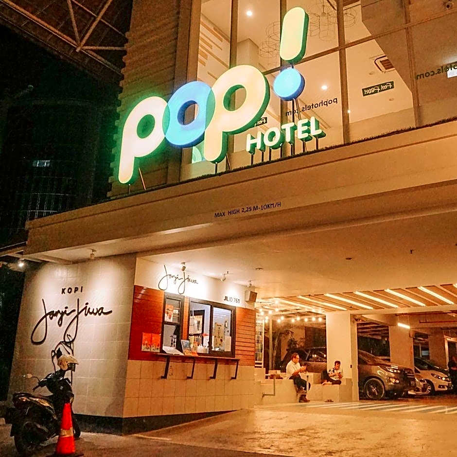 Pop Hotel Diponegoro Surabaya