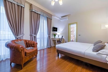 Superior Double or Twin Room in Dependence