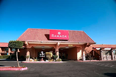 Ramada by Wyndham Fresno North