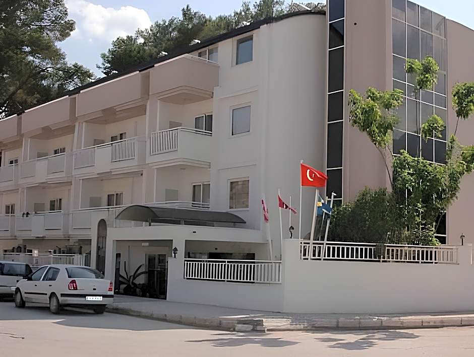 Photo 1 of 50 of Viking Suite Hotel