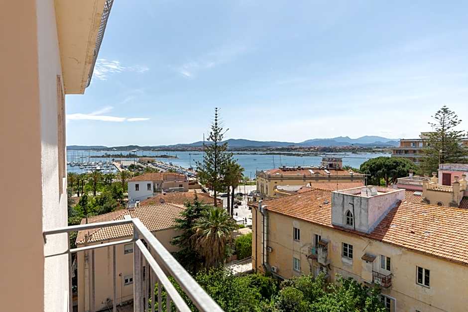 Antares Rooms and Suites