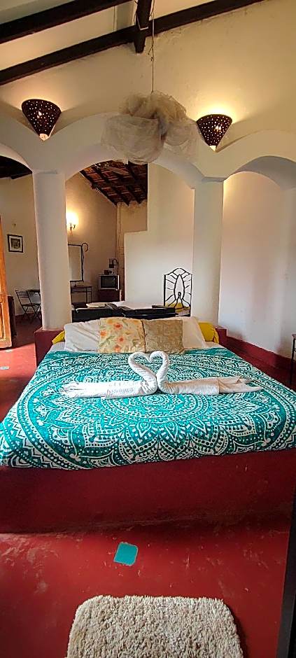 Hotel Laguna Anjuna, Goa
