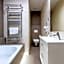 HOTEL PECR WELL