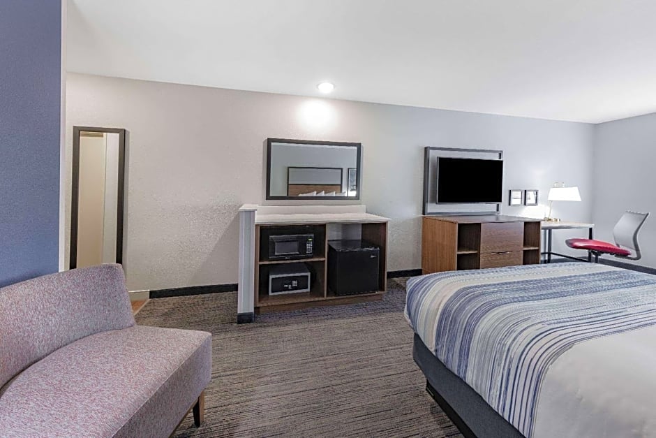 AmericInn by Wyndham International Falls Southwest