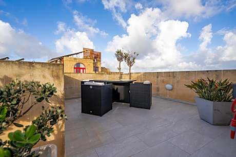 Deluxe Suite with Sea View