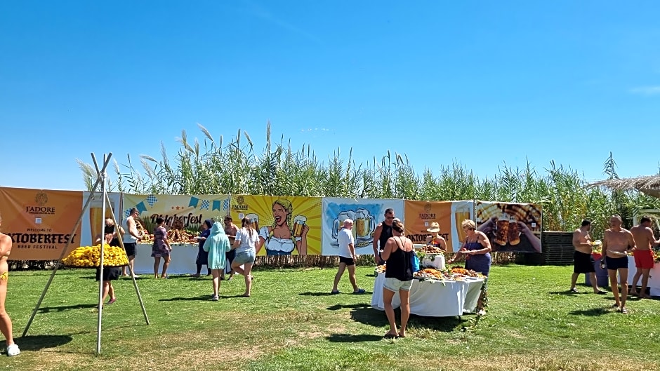 J'Adore Deluxe Hotel & Spa