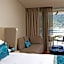 Chapmans Peak Beach Hotel