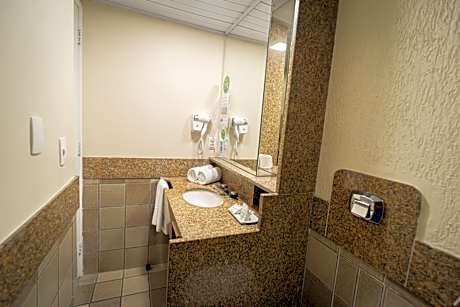 STANDARD DOUBLE APARTMENT WITH SINGLE BEDS