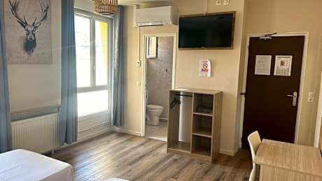 Double Room with Private Bathroom