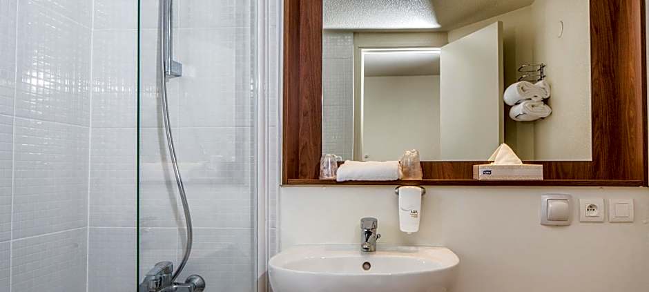 Kyriad Montargis - Amily