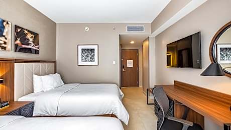 Twin Room - Non-Smoking