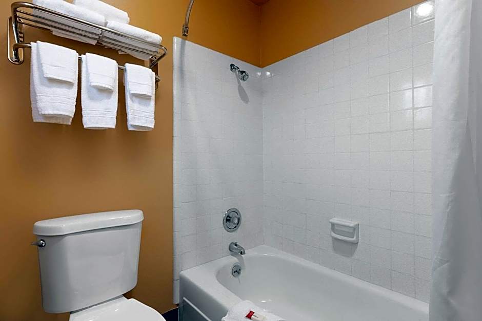 Rosewood Inn & Suites