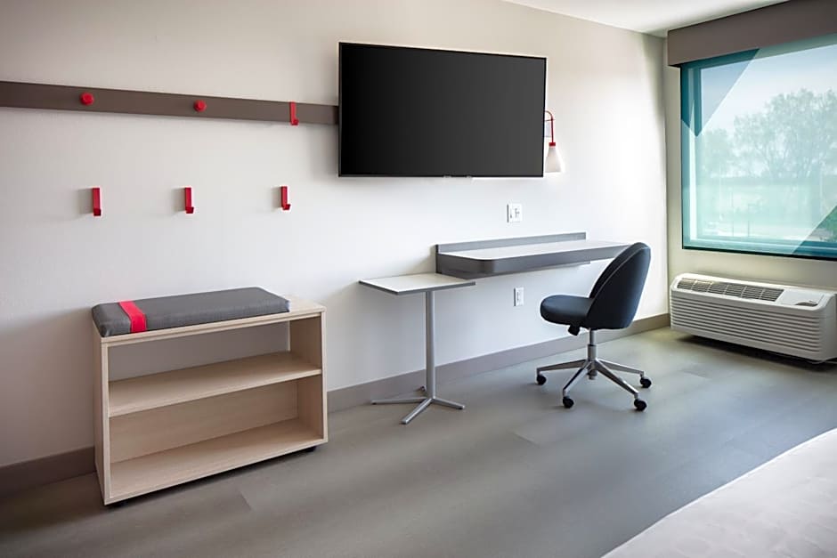 Avid Hotels Madison - Monona By IHG