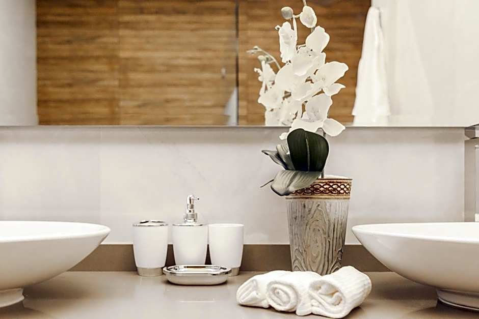 Fabulous & Exclusive Apartments With Sea View Pool BBQ Garden