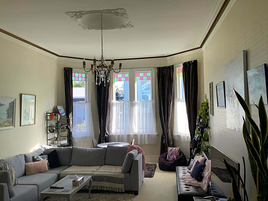 Chelsea House Bed & Breakfast