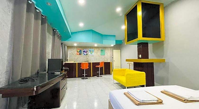 Super Hostel