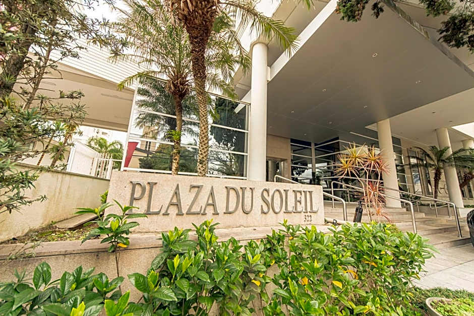 Apto moderno com piscina e academia QN1439