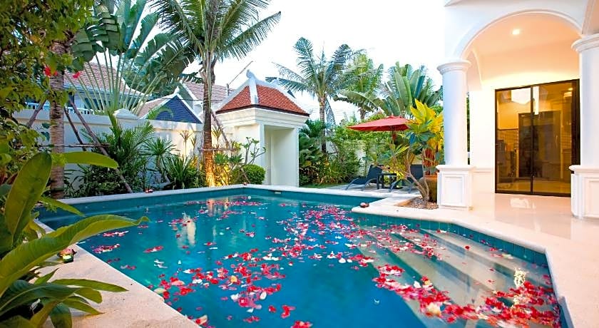 Palm Grove Resort (SHA Extra Plus)