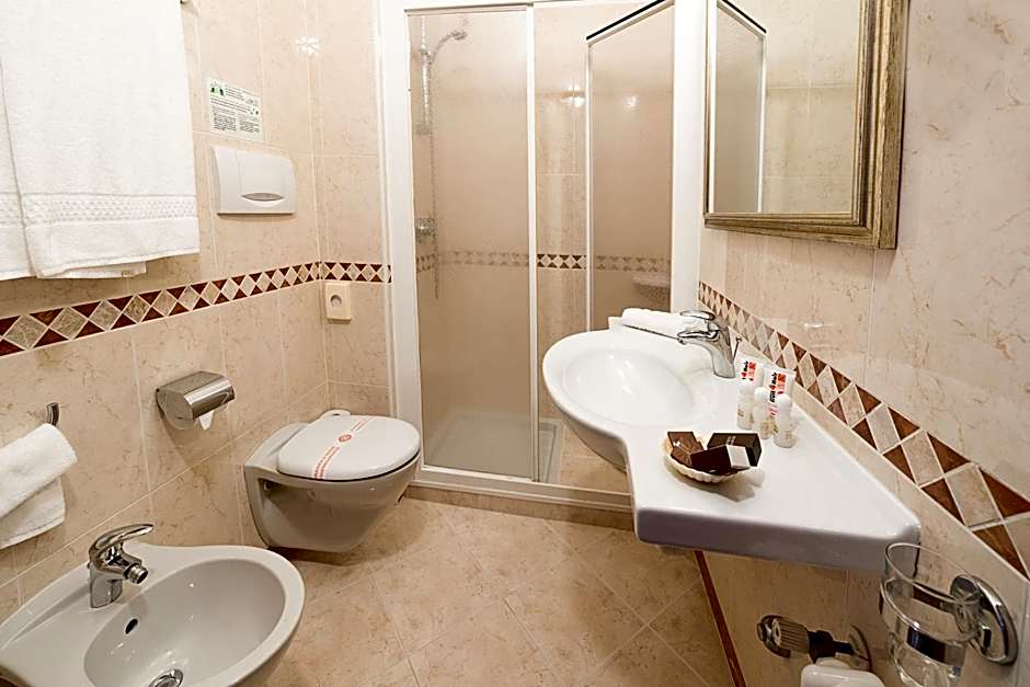 Hotel Gardenia & Villa Charme