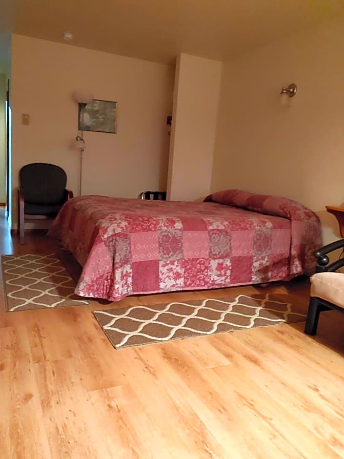 The Dublin House Motel