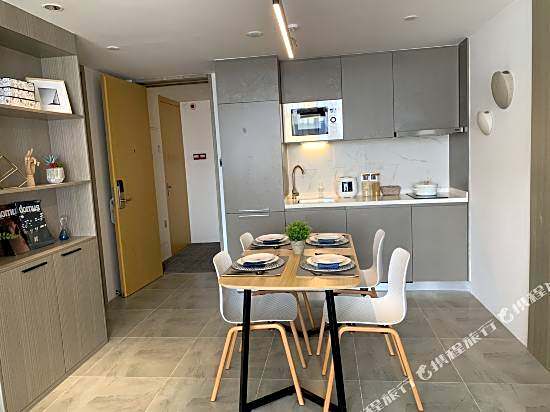 Lingju Chuangxiang Apartment