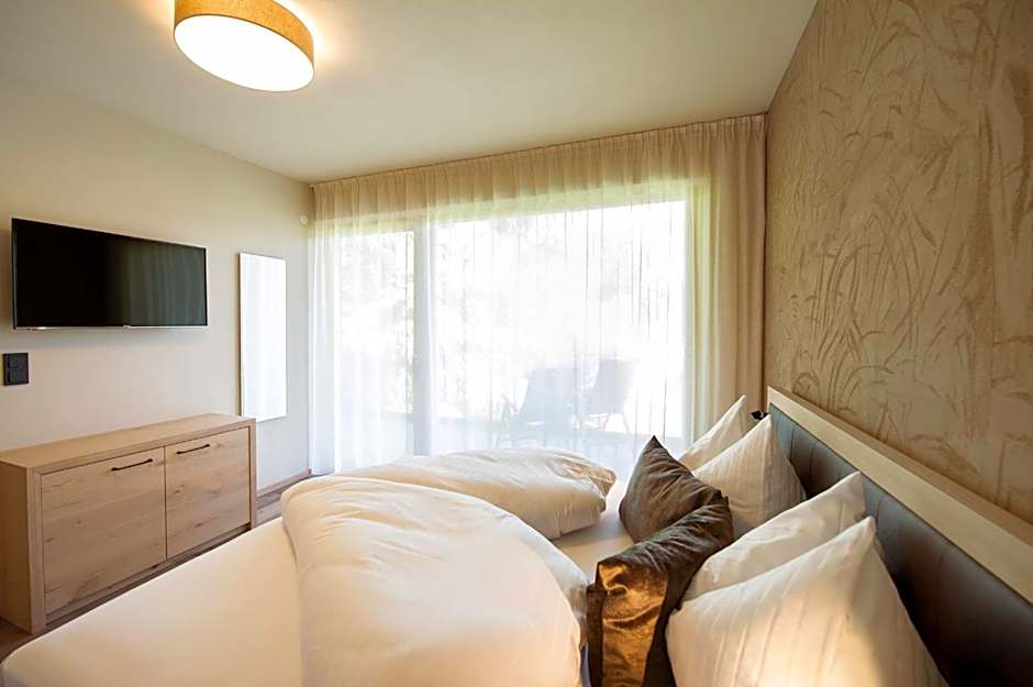 Haus Gregori Modern & Central Stay in Vineyard with Rooftop & Served Breakfast