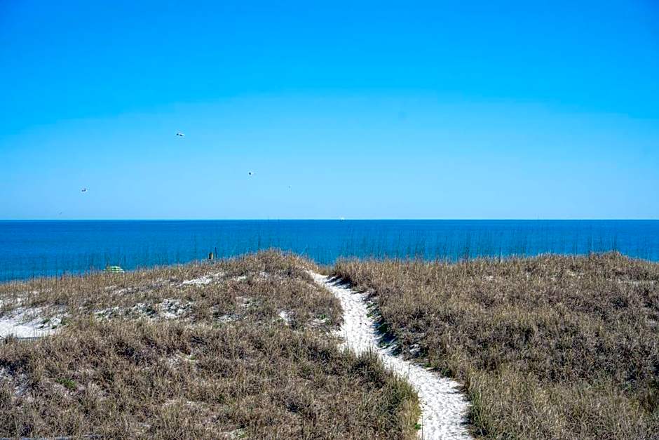 Elizabeth Pointe Lodge