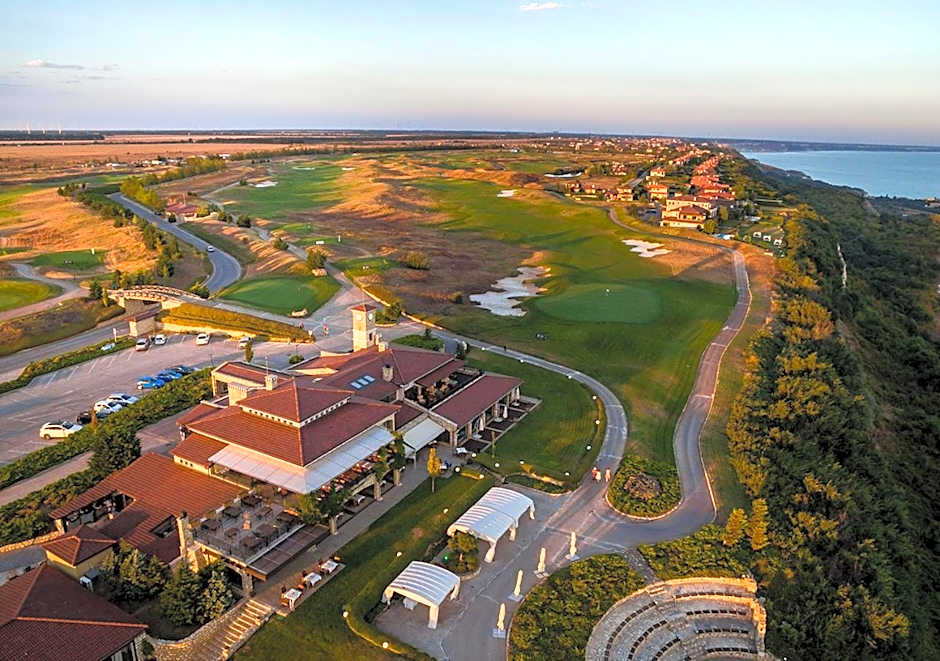 BlackSeaRama Golf & Villas