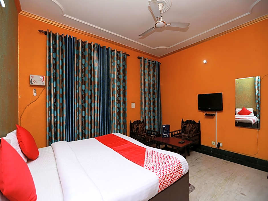 Hotel Sun Palace Residency By OYO Rooms – Noida, DC