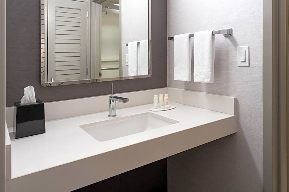 Courtyard by Marriott West Palm Beach