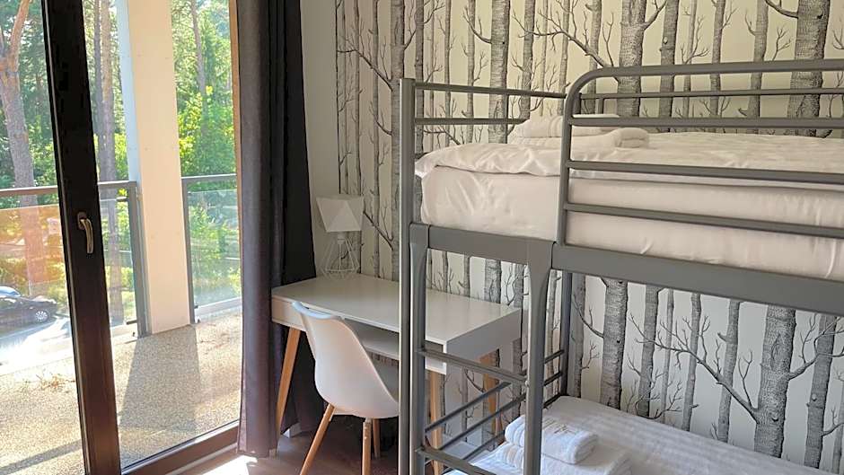 Apartament nad jeziorem , ZEFIR