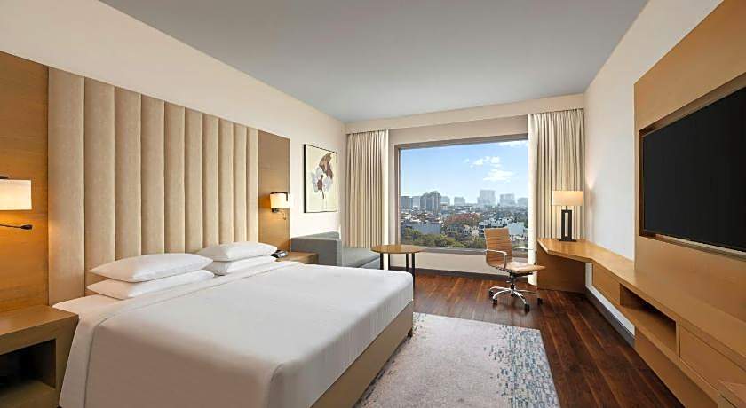 Courtyard by Marriott Gurugram Downtown