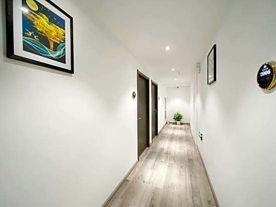 Ningbo Yihao Fashion Hotel