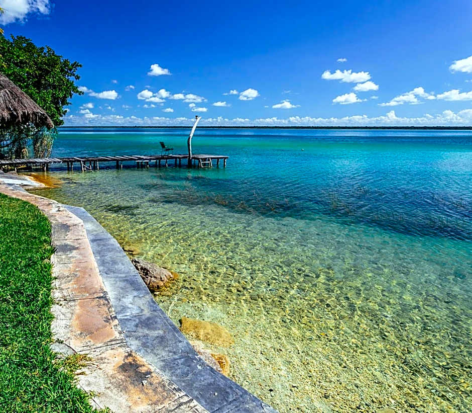 Villa Santuario Lake front Oasis