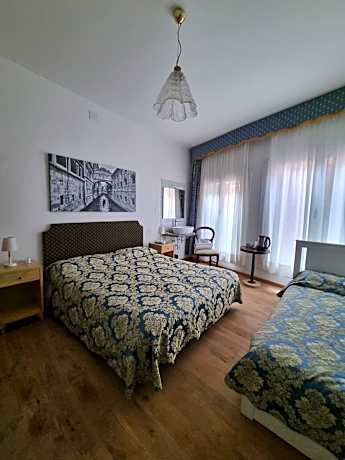 Triple Room with Shared Bathroom