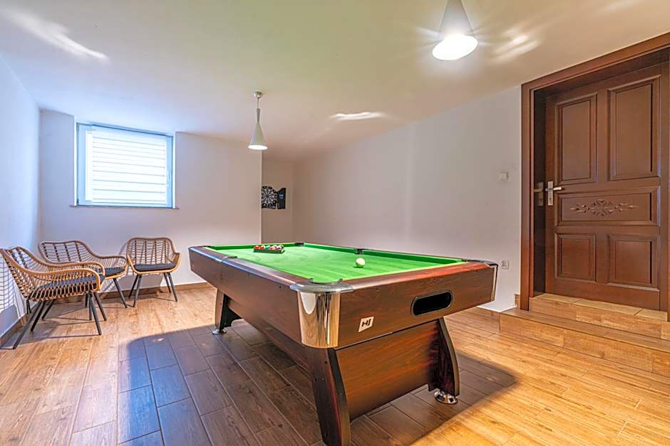 Folkowy Dworek SPA & Fun