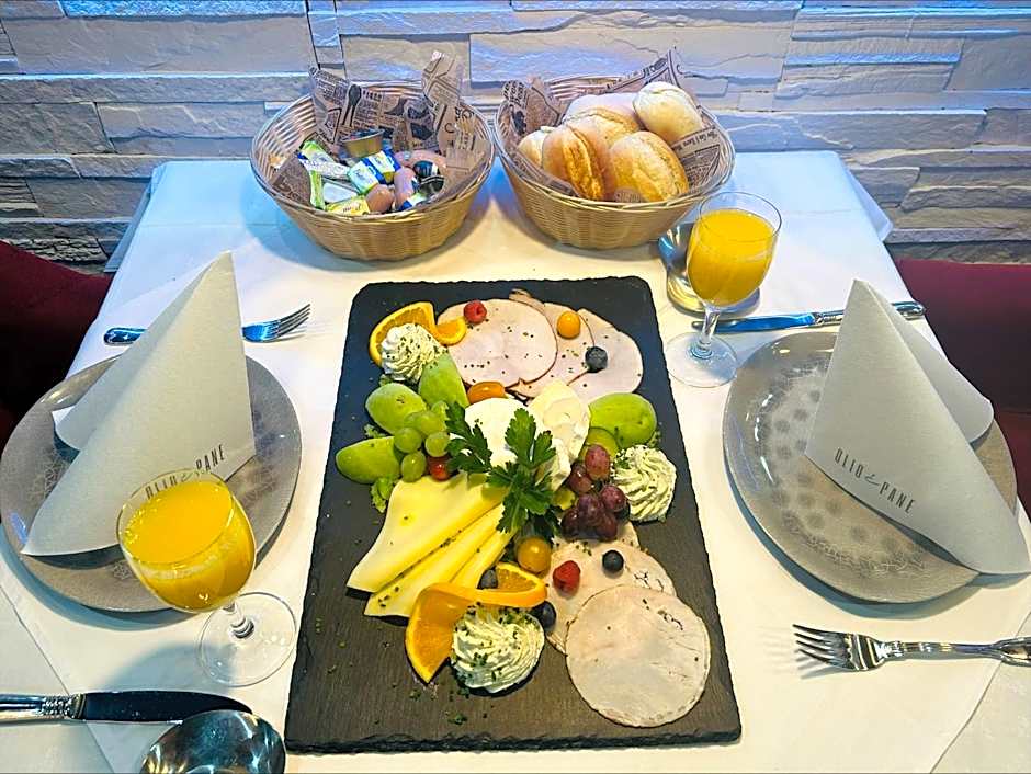 Hotel & Restaurant Olio é Pane ENZKLÖSTERLE