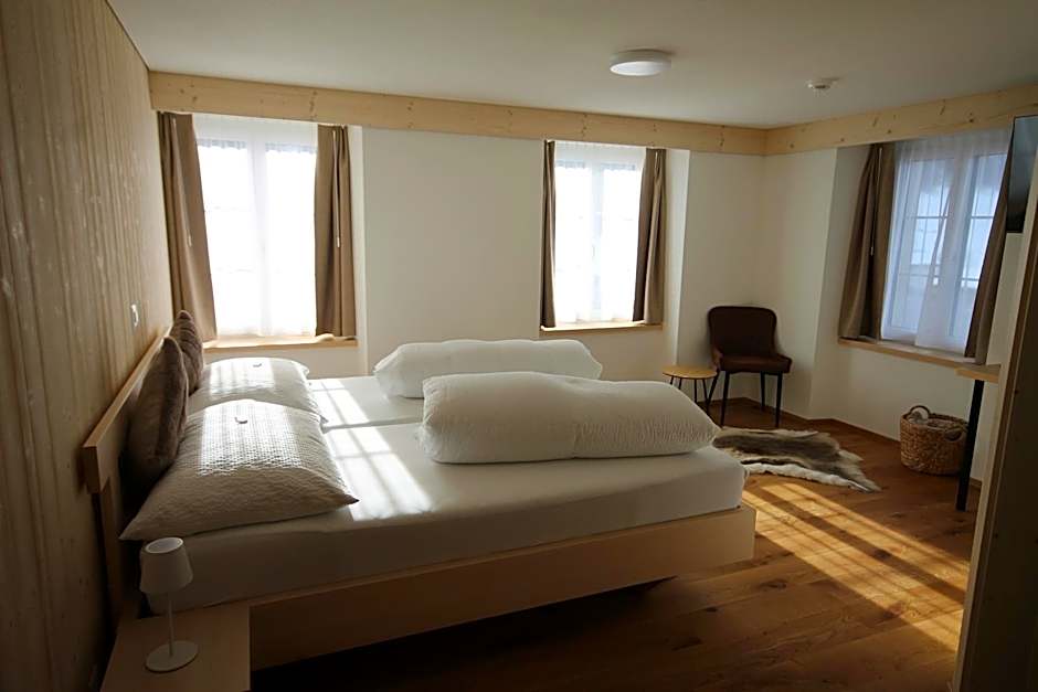 Hotel Alpina