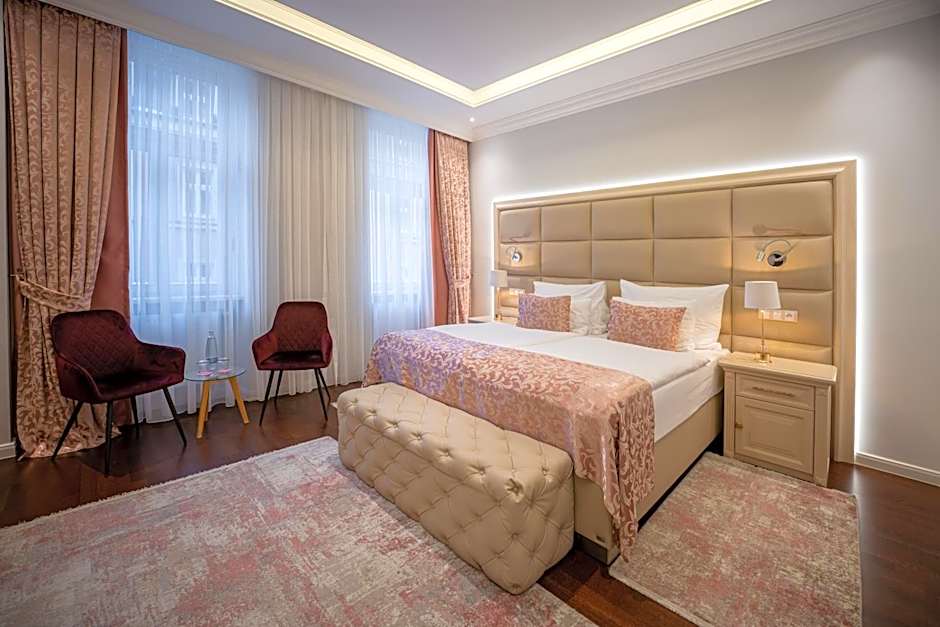 Golden Key Boutique Hotel
