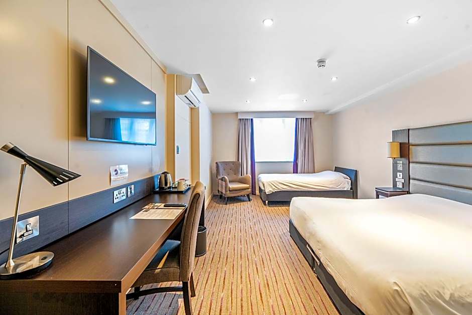 Photo 1 of 9 of 1 Double Bed or 2 Beds