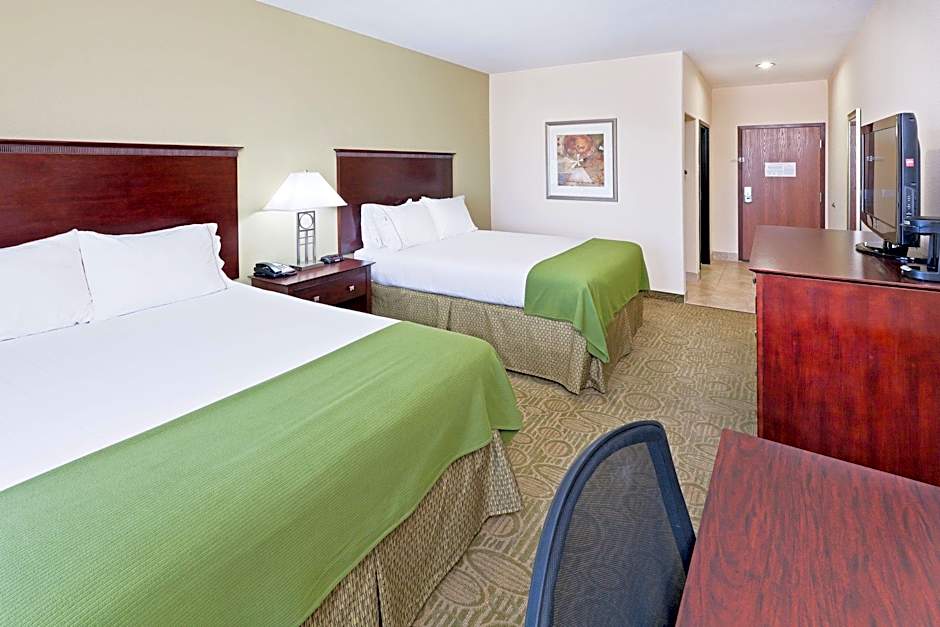 Holiday Inn Express Hotel & Suites Brownfield By IHG