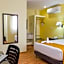 Hotel Madan Cárdenas