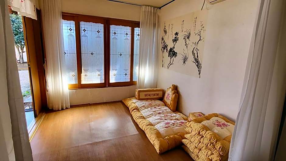 Daoljae Hanok Pension