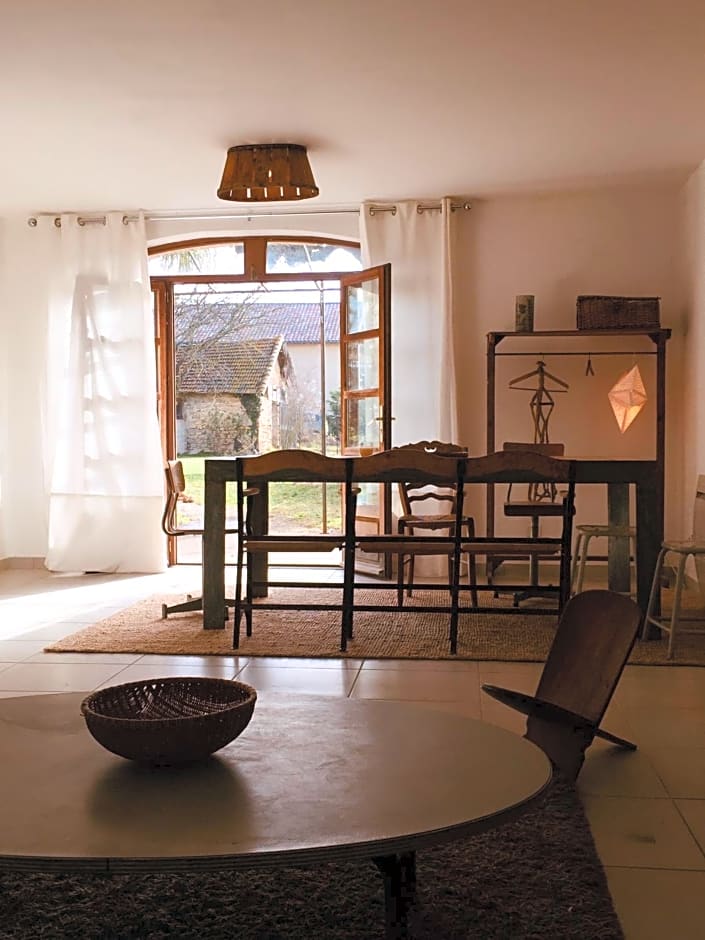 Ferme St Pierre gîte, pisc, repas, 2-3 personnes