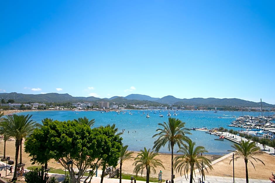 The White Apartments by Ibiza Feeling