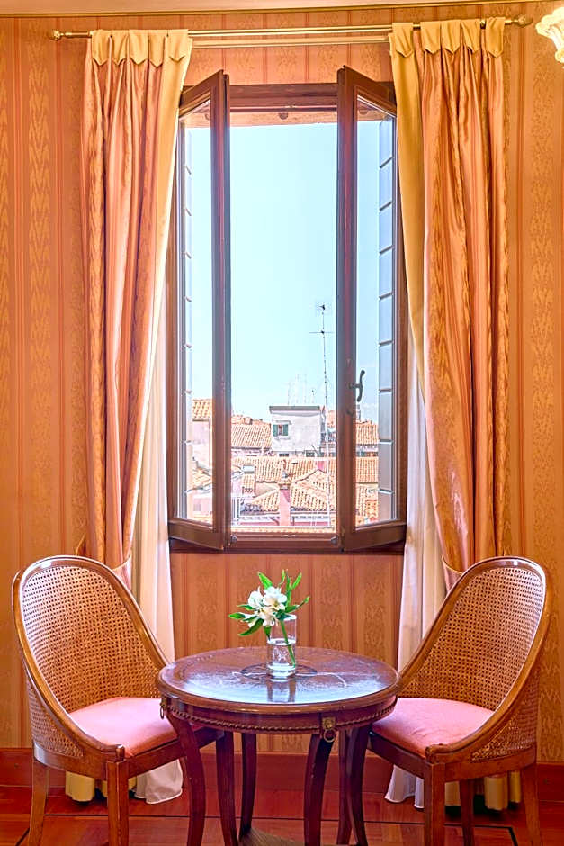 Hotel Palazzo Stern