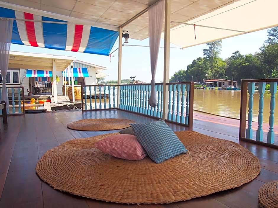 อยู่แพ PaeStay อุทัยธานี