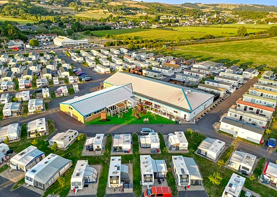 Riverside Holiday Village