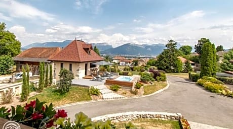 Le Paon Bleu Annecy Poisy